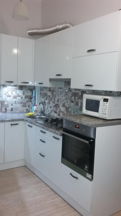 Max Apartments In 利沃夫 外观 照片